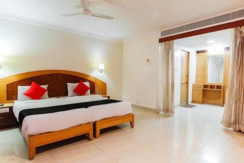 Capital O 49170 Kings Royal Palace — hotel in Tirunelveli