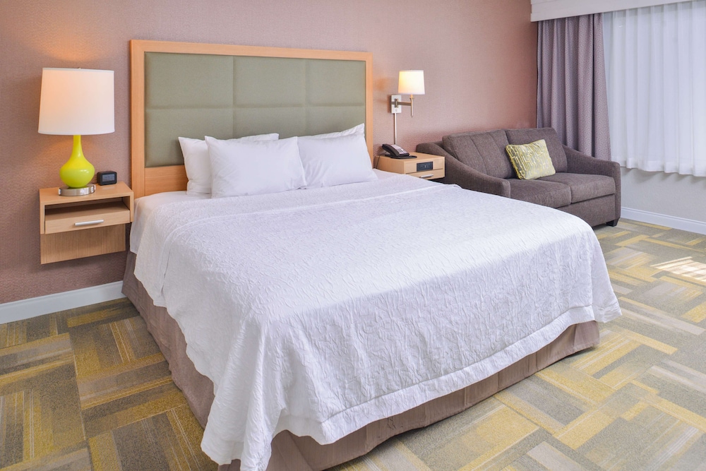 Hampton Inn & Suites Altoona Des Moines - photo 23