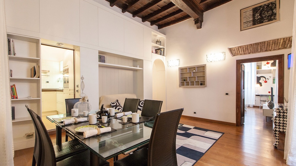 Rental in Rome Pellegrino Luxury — 4-Star Luxury Hotel in Rome, Italy