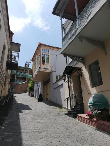 Comfortable Apartment In The Old Tbilisi