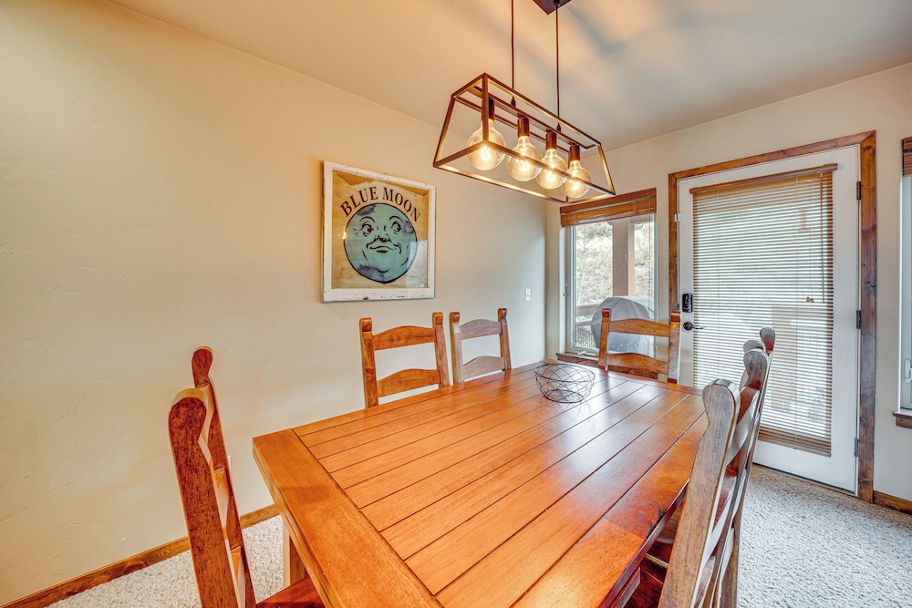 6 Mi to Winter Park Resort Townhome with Hot Tub - photo 8