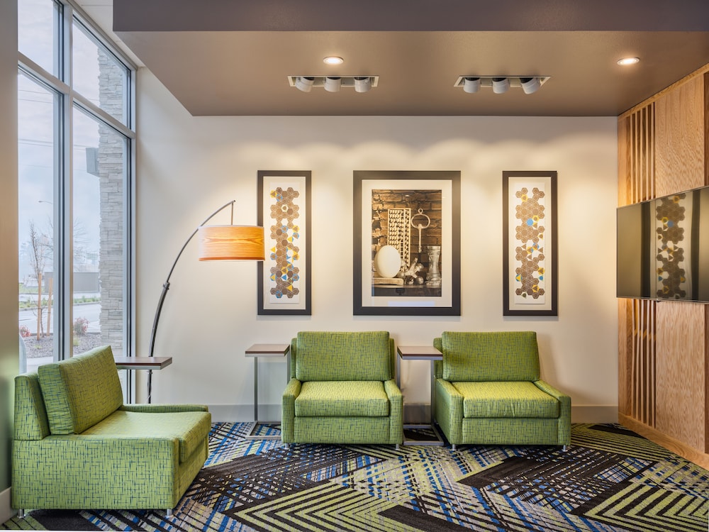 Holiday Inn Express & Suites Salem North Keizer by IHG - photo 25