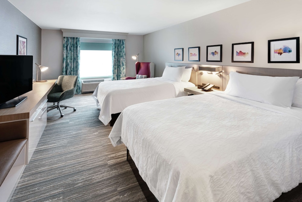 Hilton Garden Inn Chicago North Shore Evanston - photo 25