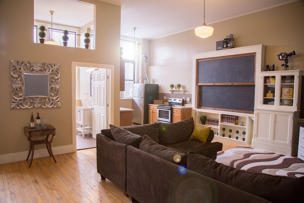 School 31 Lofts at Colors Studios - photo 98