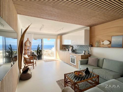 Zama Tamara in Los Gigantes, Spain