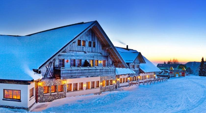 Alpska Perla in Cerkno, Slovenia