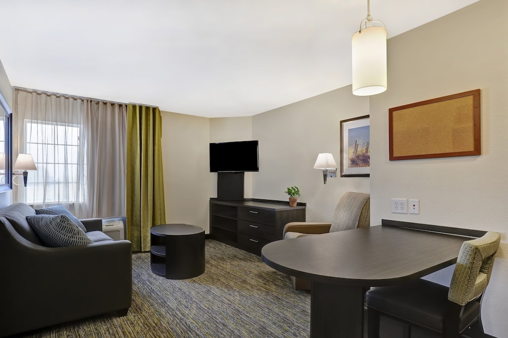 Candlewood Suites Indianapolis South by IHG - photo 7