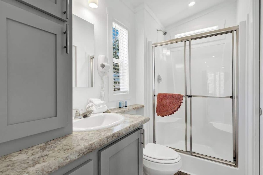 Resort at Fredericksburg Unit 27 - photo 9