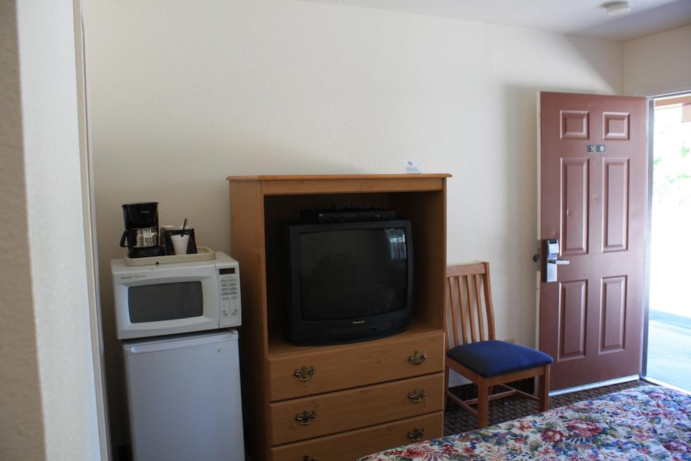 Mother Lode Motel - photo 13