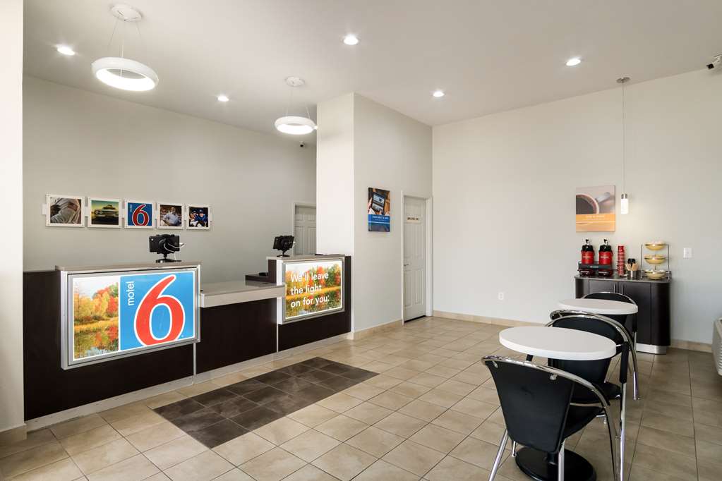 Motel 6 Lexington KY Airport - photo 21
