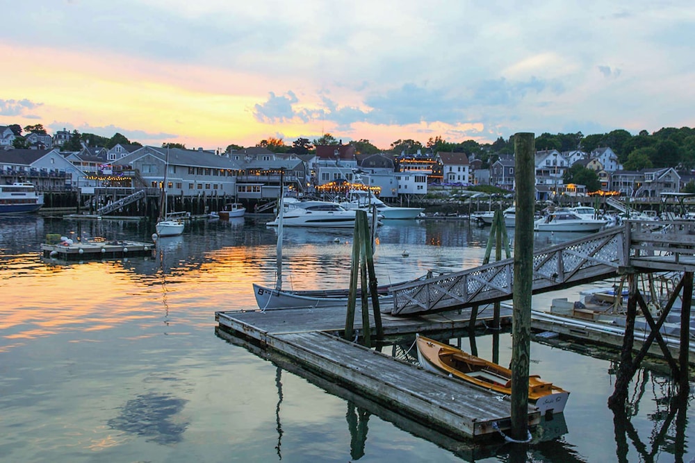 Boothbay Harbor Inn - photo 99