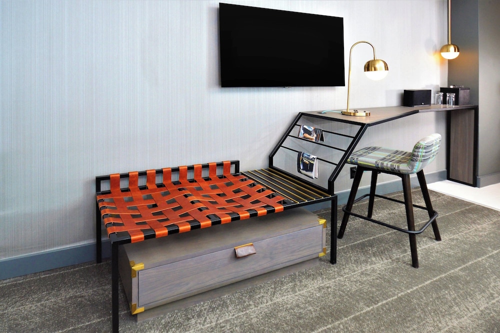 Renaissance Reno Downtown Hotel & Spa - photo 16