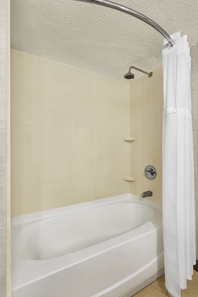 DoubleTree by Hilton Hotel Jackson - photo 26
