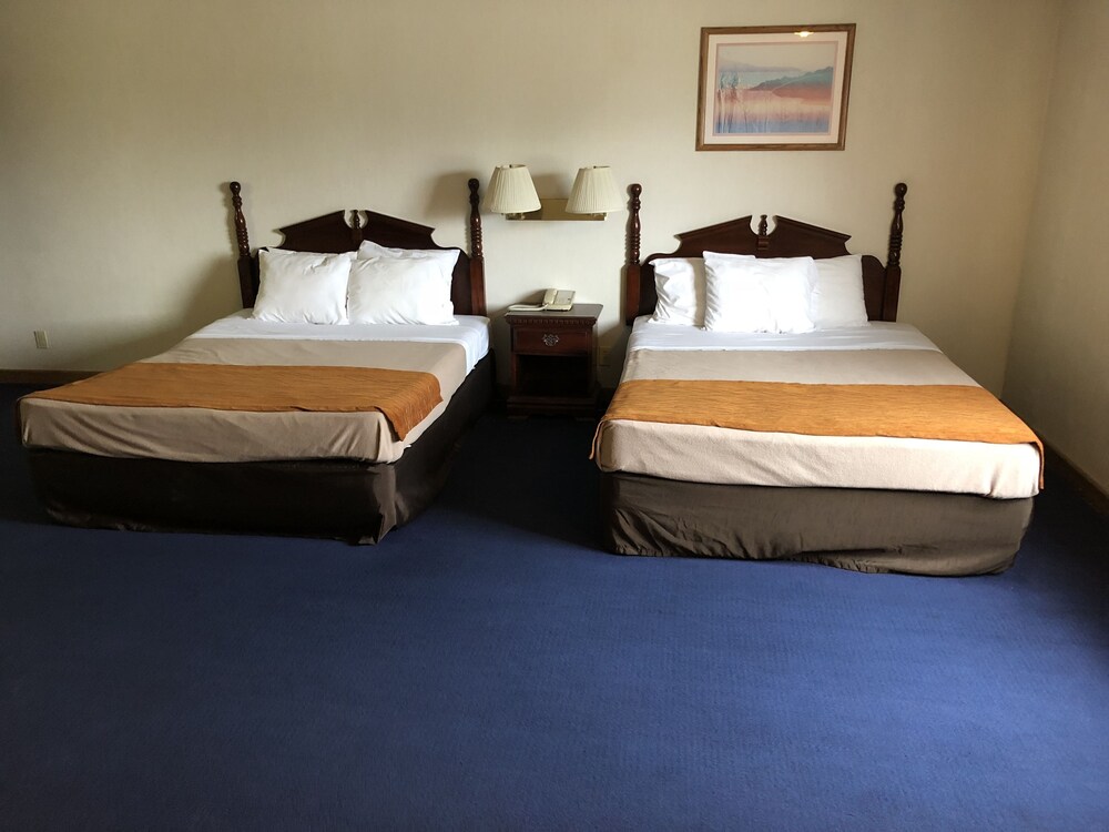 Denison Inn & Suites - featured photo