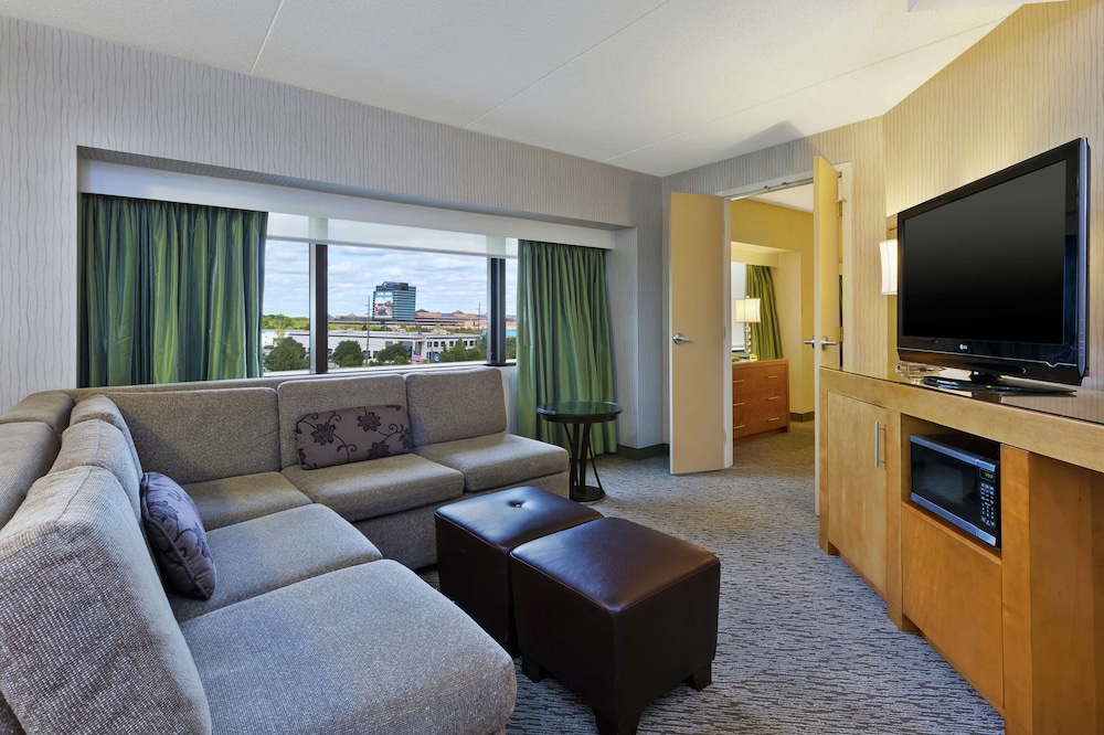 Hotel Auburn Hills - photo 16