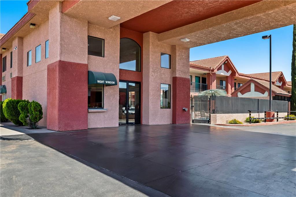 Days Inn by Wyndham Tucson Airport - photo 3