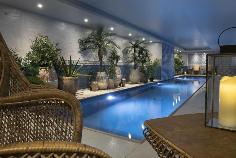 Hotel Monte Cristo — 4-Star Luxury Hotel in Paris, France
