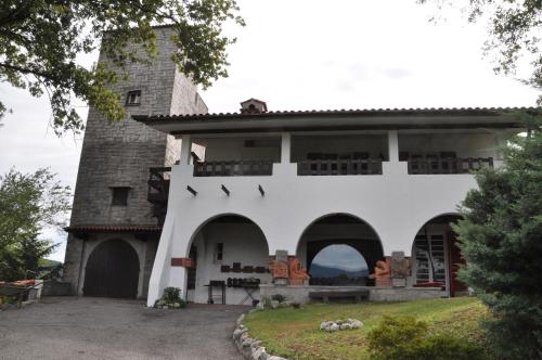Residenza la Torre — 4-Star Luxury Hotel in Leggiuno, Italy