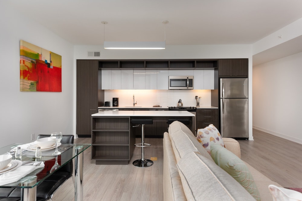 Global Luxury Suites at Reston Town Center - photo 58