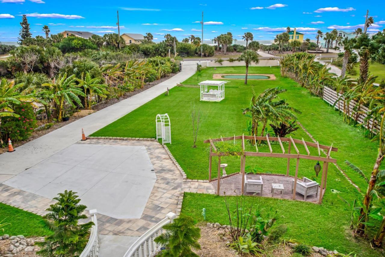 Castle Pvt Pool Hot Tub Beach Mini Golf Dock Fishing Ping Pong — 4-Star Luxury Hotel in Flagler Beach, United States