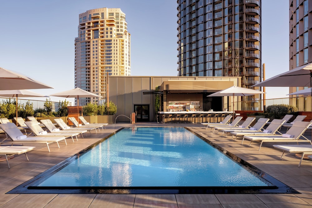 Fairmont Century Plaza Gold Experience in Los Angeles, United States