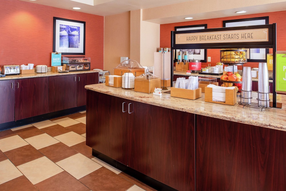 Hampton Inn Albuquerque University Midtown - photo 43