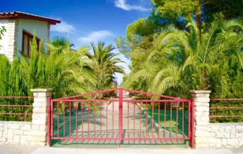 Apartamentos Caspe — 4-Star Luxury Hotel in Caspe, Spain
