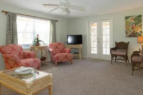 Blue Dolphin Inn by Island Vacation Properties - photo 16