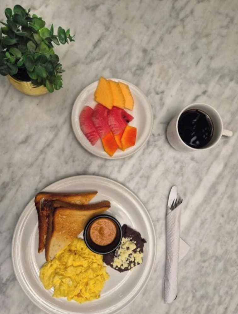 Breakfast meal