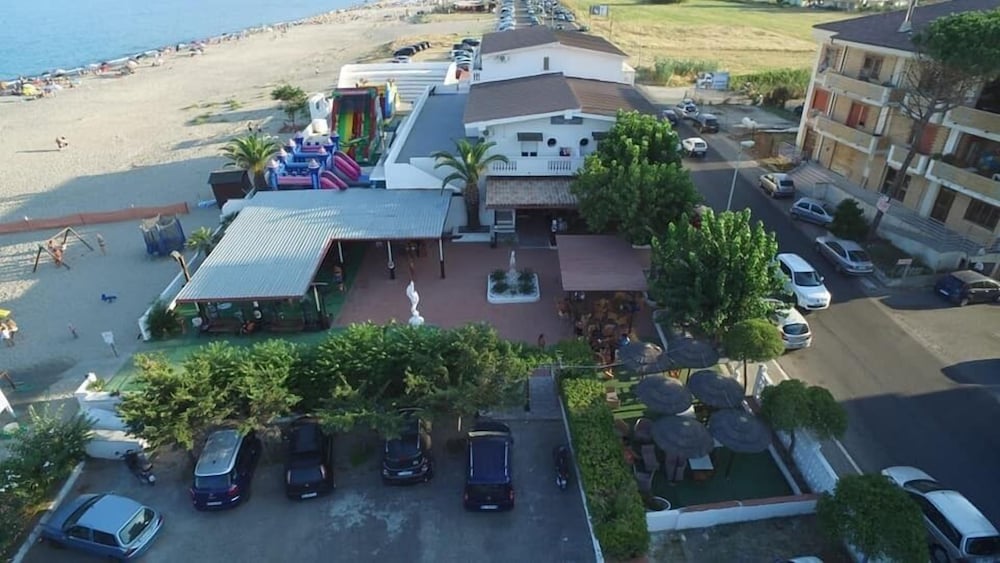 Hotel Ranch - carbon neutral hotel in Ciro Marina