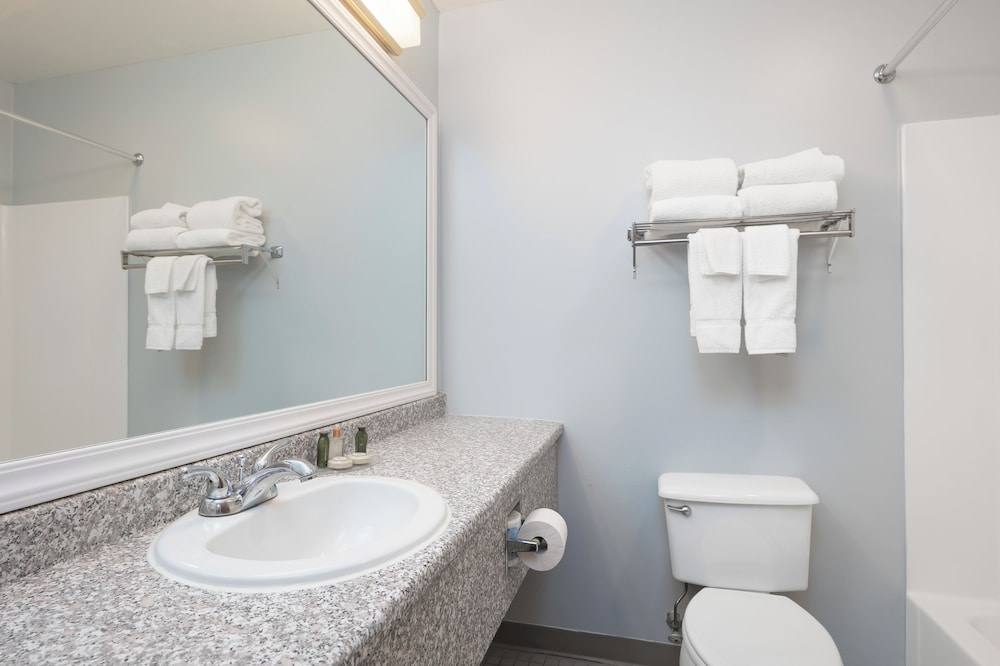 Fireside Inn & Suites Belfast - photo 37