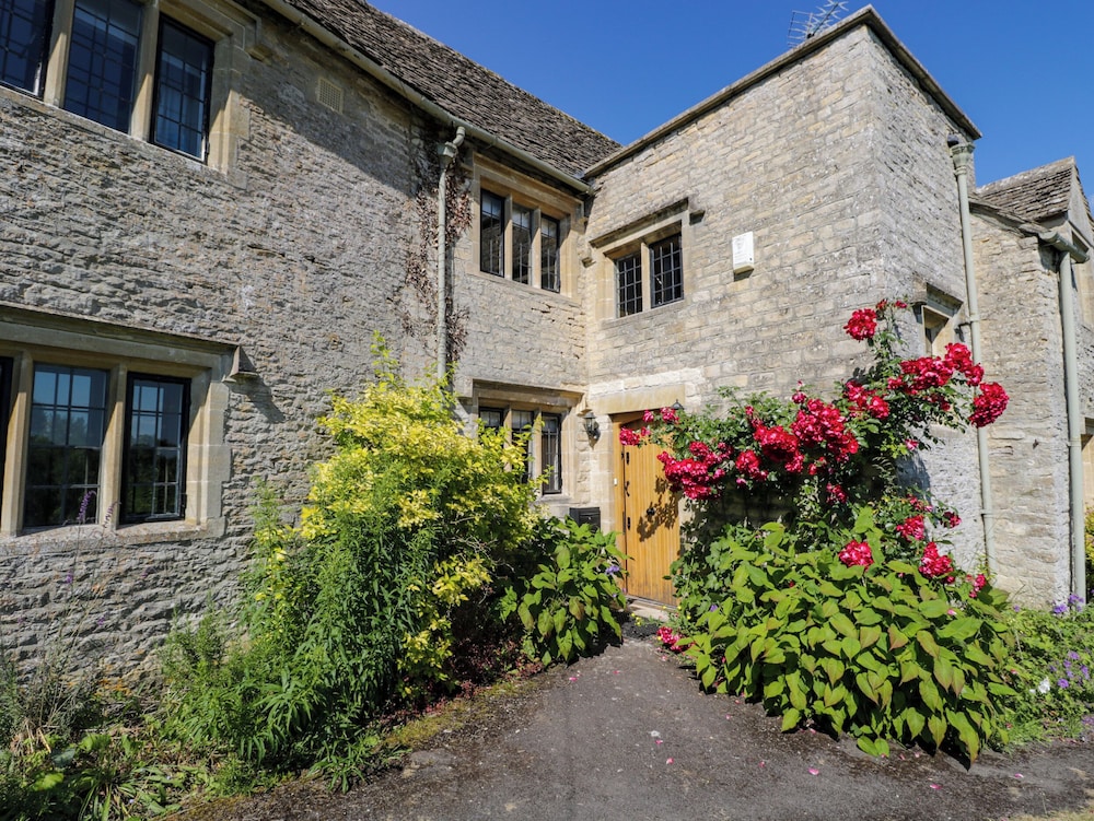 Rood Cottage — 4-Star Luxury Hotel in Burford, United Kingdom