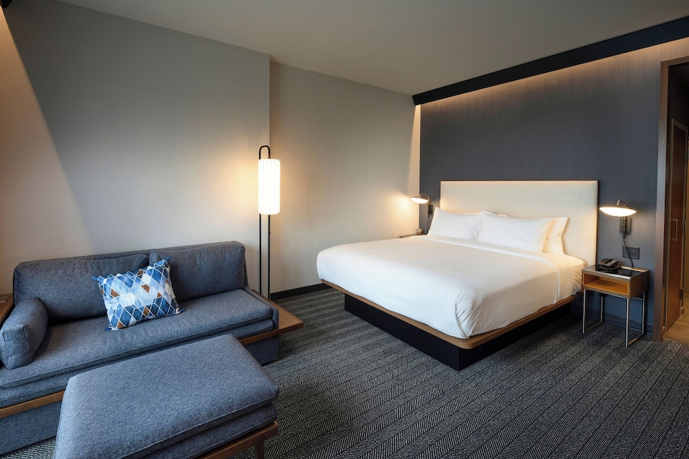 Courtyard by Marriott Charlotte Waverly - photo 3