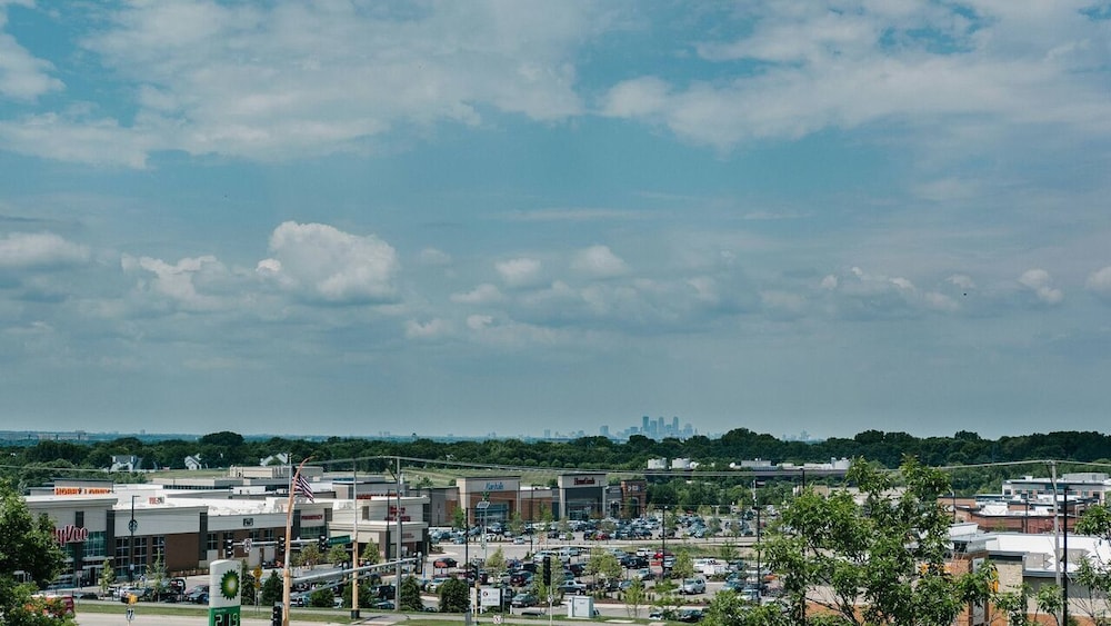 Holiday Inn Express & Suites Eagan Minneapolis Area by IHG - photo 28