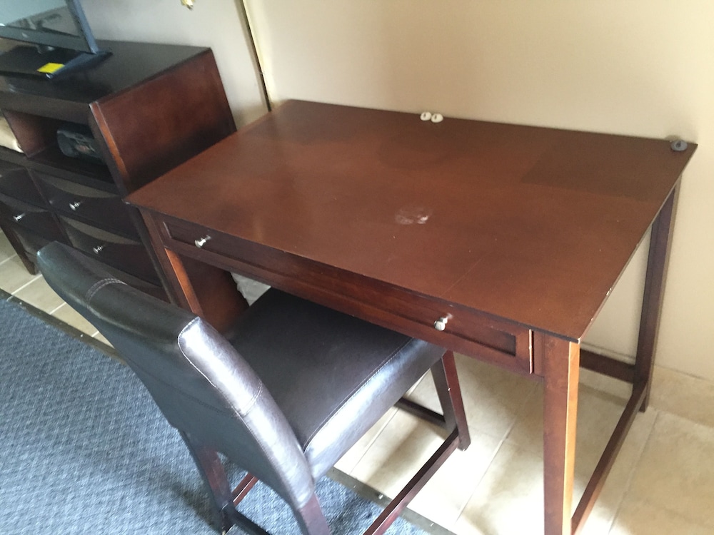Highway Inn - photo 11