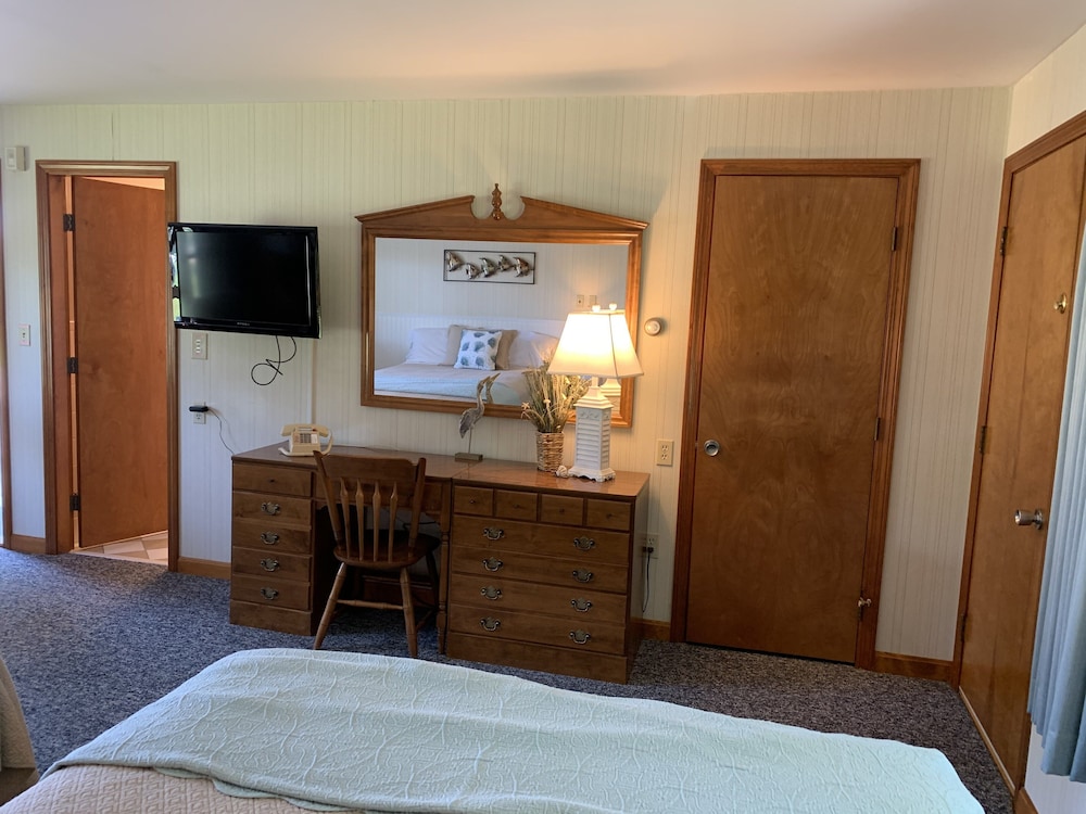 Towne Lyne Motel - photo 70