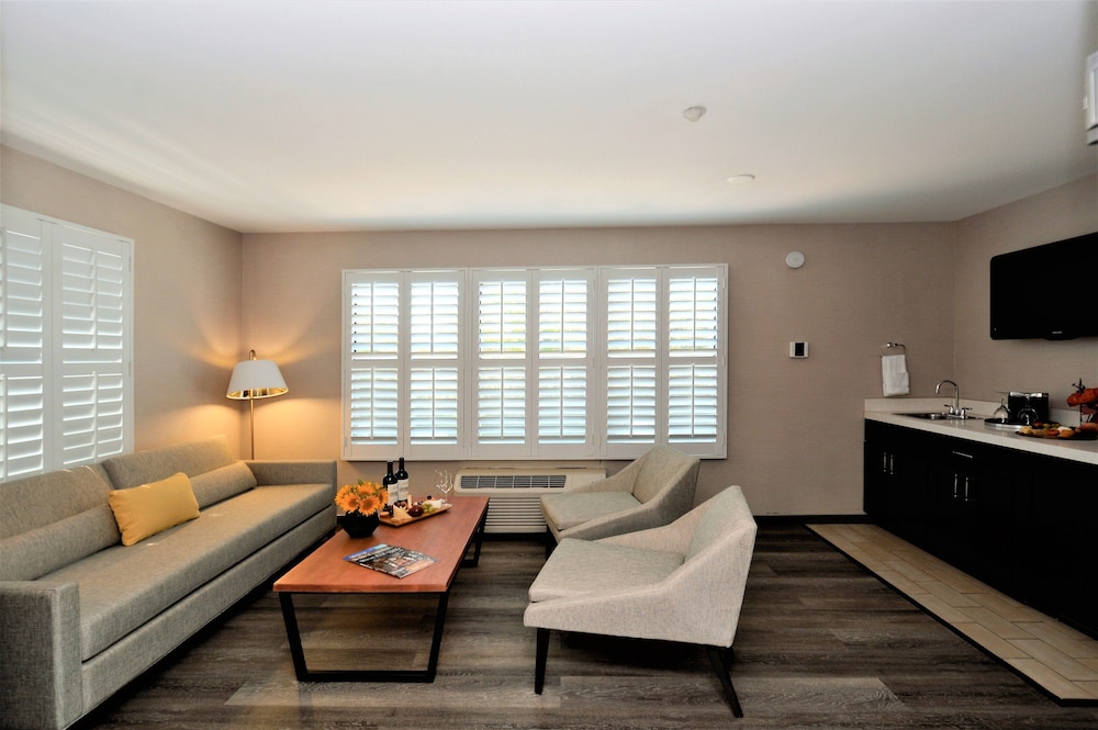 Hotel Indigo Napa Valley by IHG - photo 14