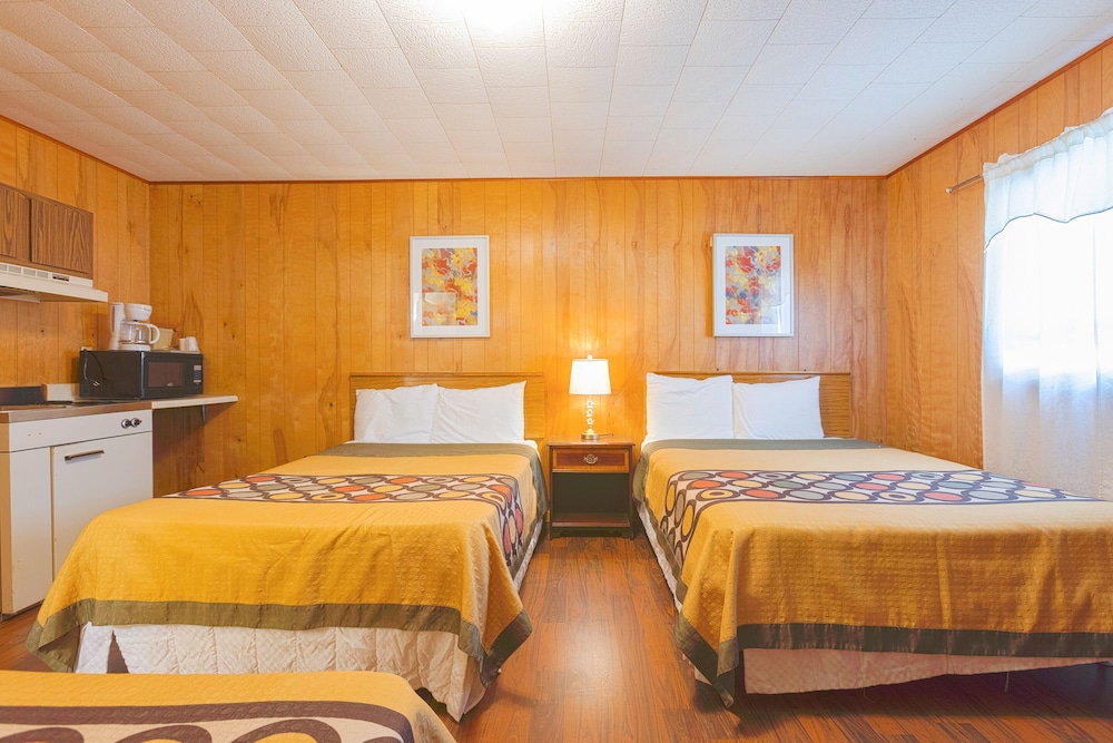 Parkside Motel by OYO Meadville Conneaut Lake - photo 10