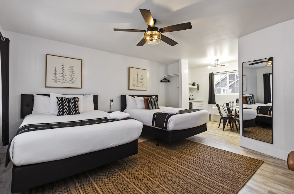 The Jeffrey Hotel - photo 50
