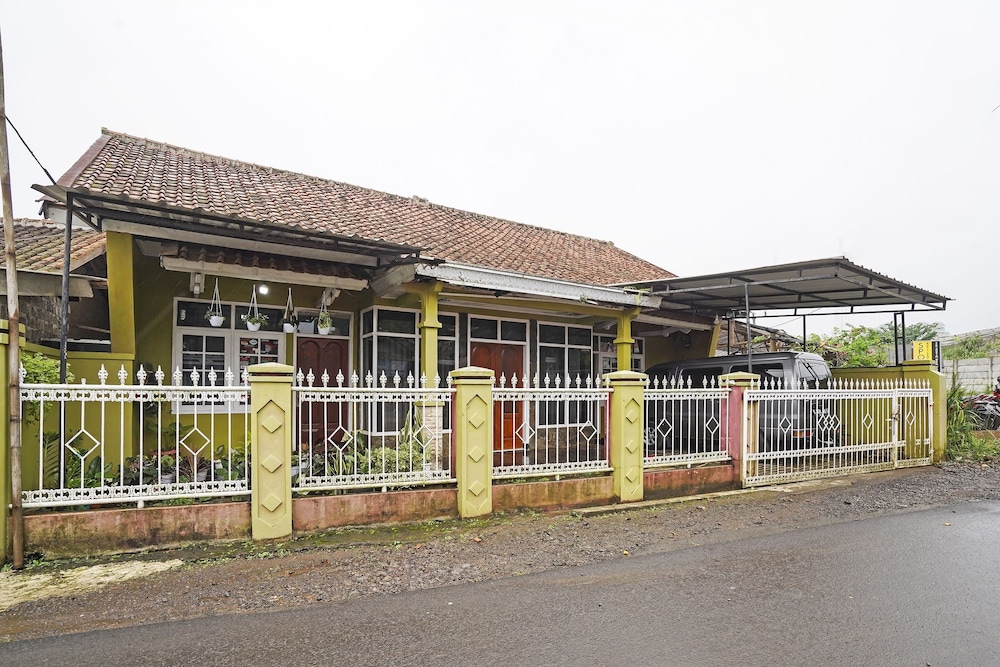 Hotel O Eco Tourism Desa Cipada Bukit Senyum Homestay Syariah — Cimahi