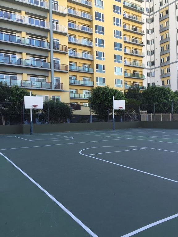 Oakwood Marina Del Rey - photo 16