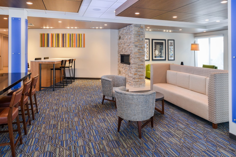 Holiday Inn Express & Suites Ogallala by IHG - photo 47