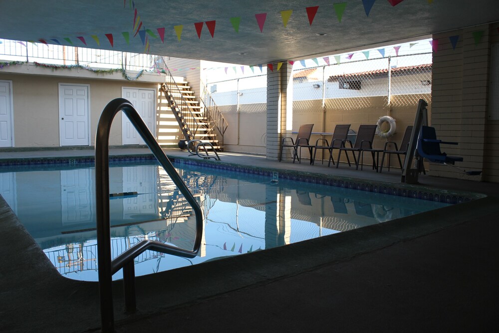 Grand Inn - photo 22