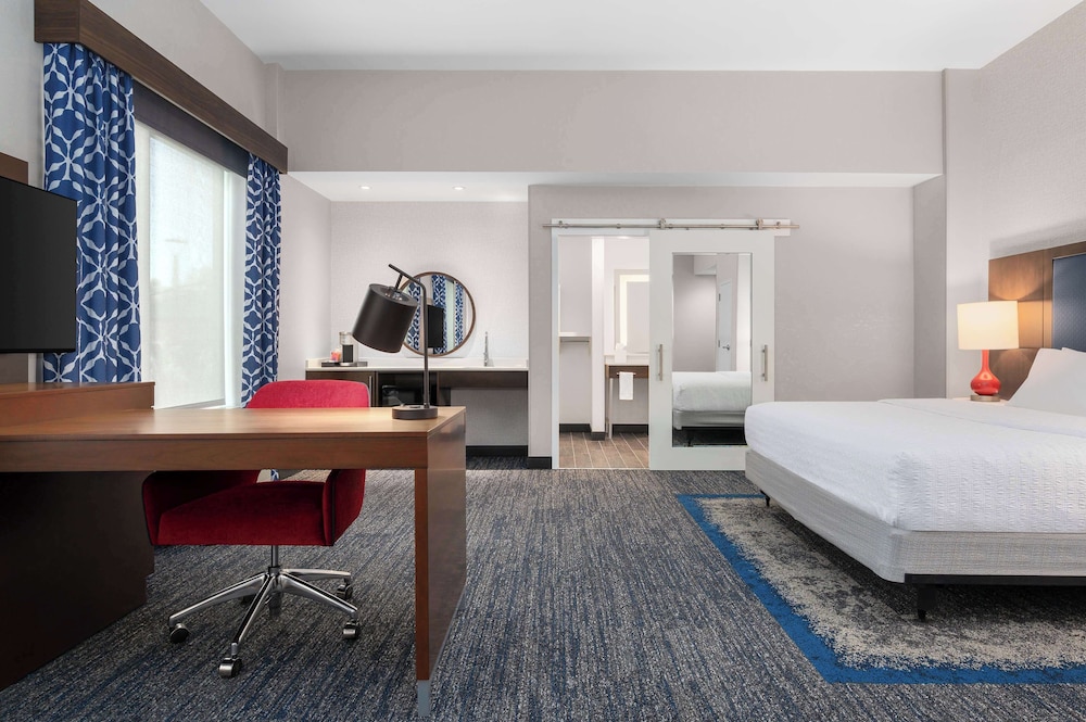 Hampton Inn & Suites by Hilton Pittsboro - photo 7