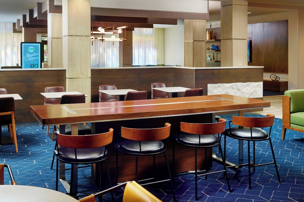Courtyard by Marriott Carrollton - photo 36