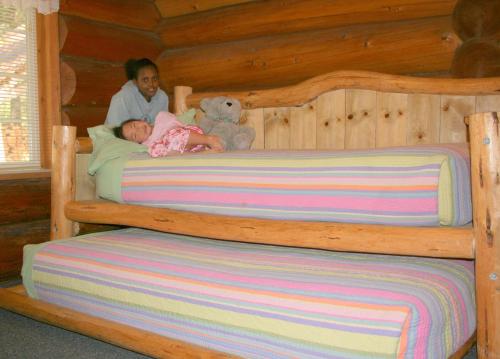 Cedar Mountain Farm Bed And Breakfast 15200385 — Athol