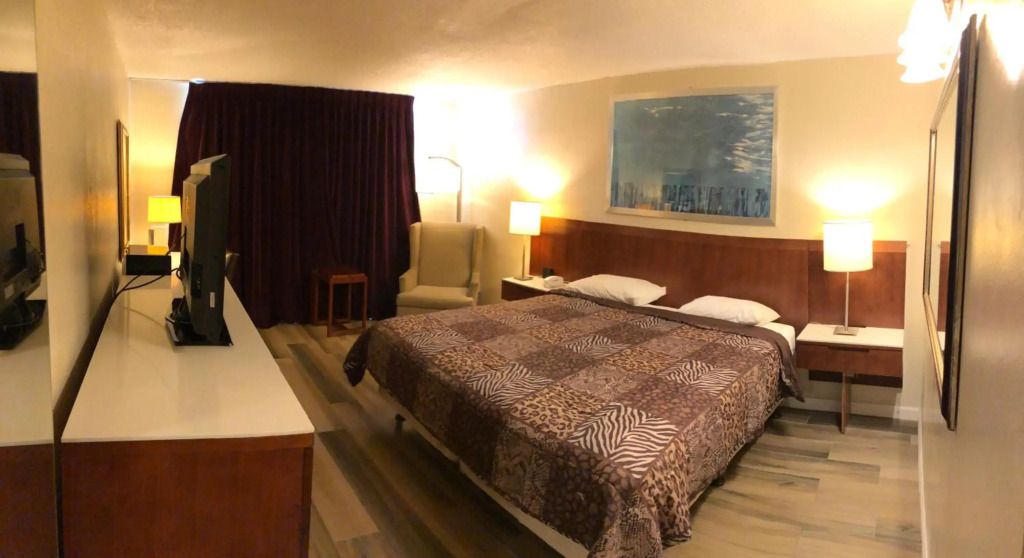 Western Inn Houston - photo 2