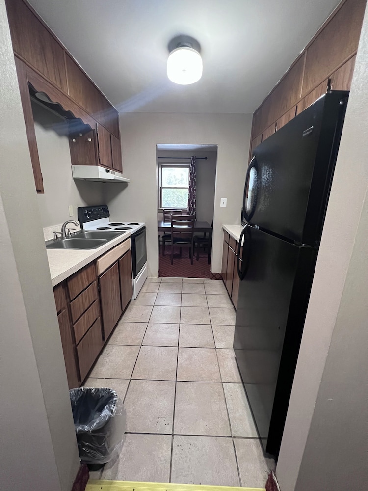 Rodeway Inn & Suites Hershey Chocolate Avenue - photo 45