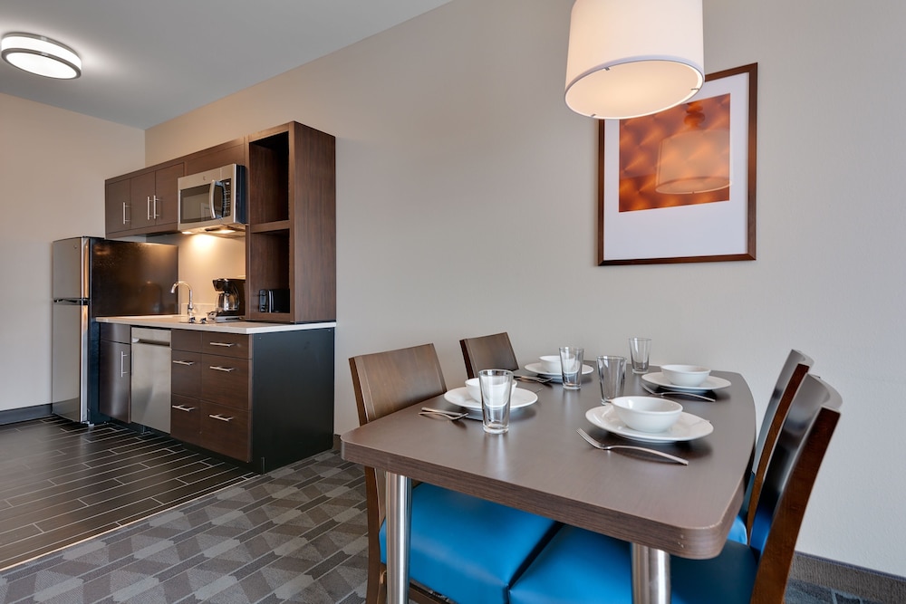 TownePlace Suites by Marriott Detroit Allen Park - photo 5