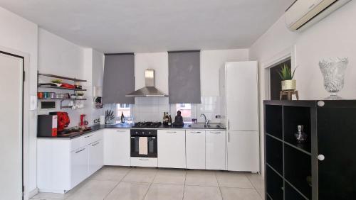 Lg Colosseum Rome Apartment — 4-Star Luxury Hotel in Rome, Italy